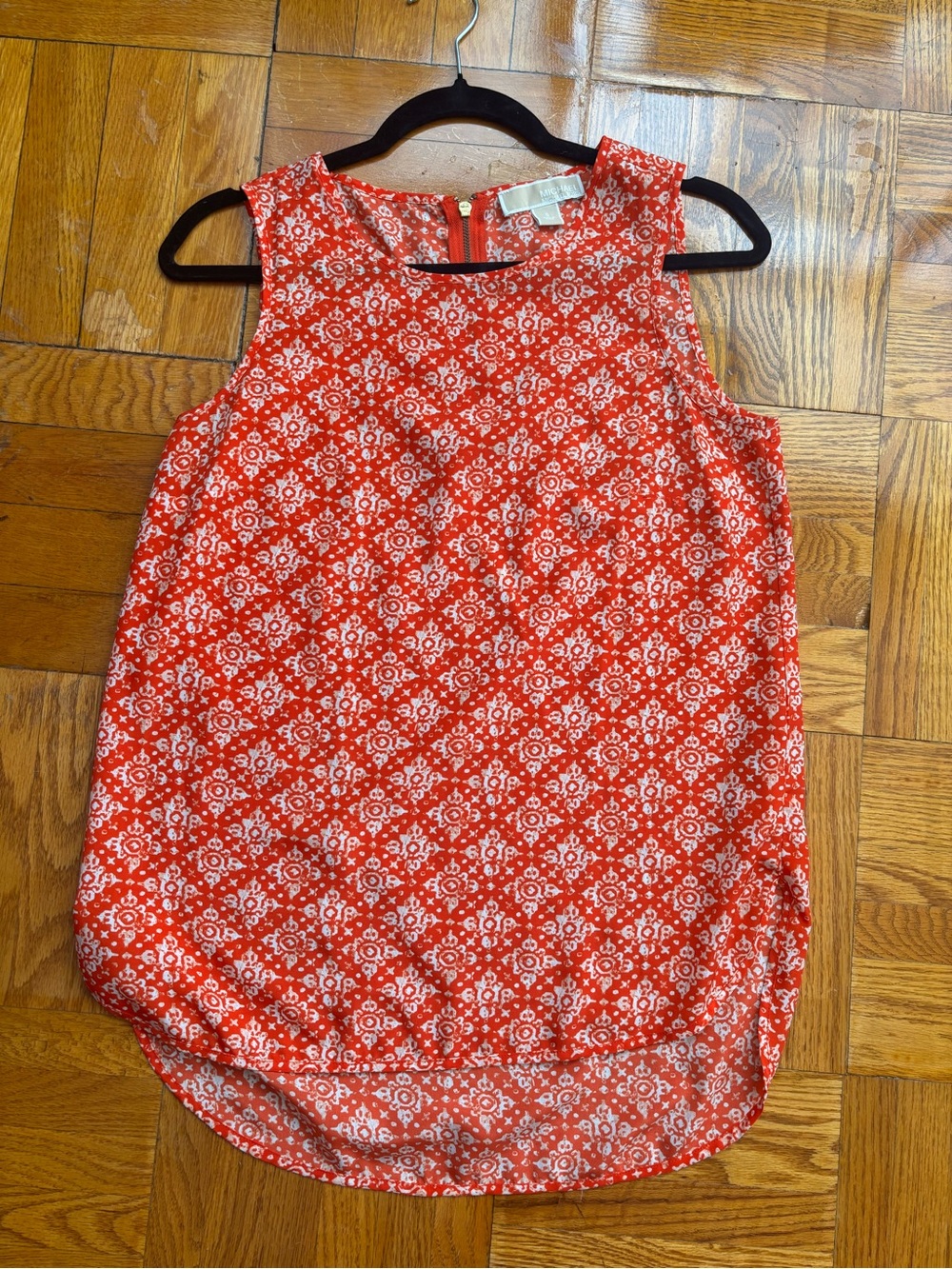 MICHAEL Michael Kors Red Printed Sleeveless Top Zipper Back - Small
